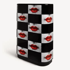 Fornasetti Armadi Curvi^Bacio Del Mobile Curvo Bianco/Nero/Rosso