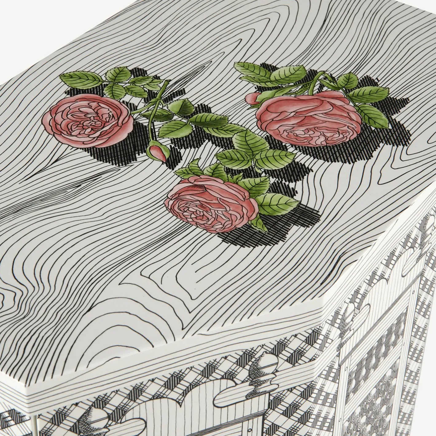 Fornasetti Armadietti^Comodino Poliedrico Musciarabia Con Rose Multicolore