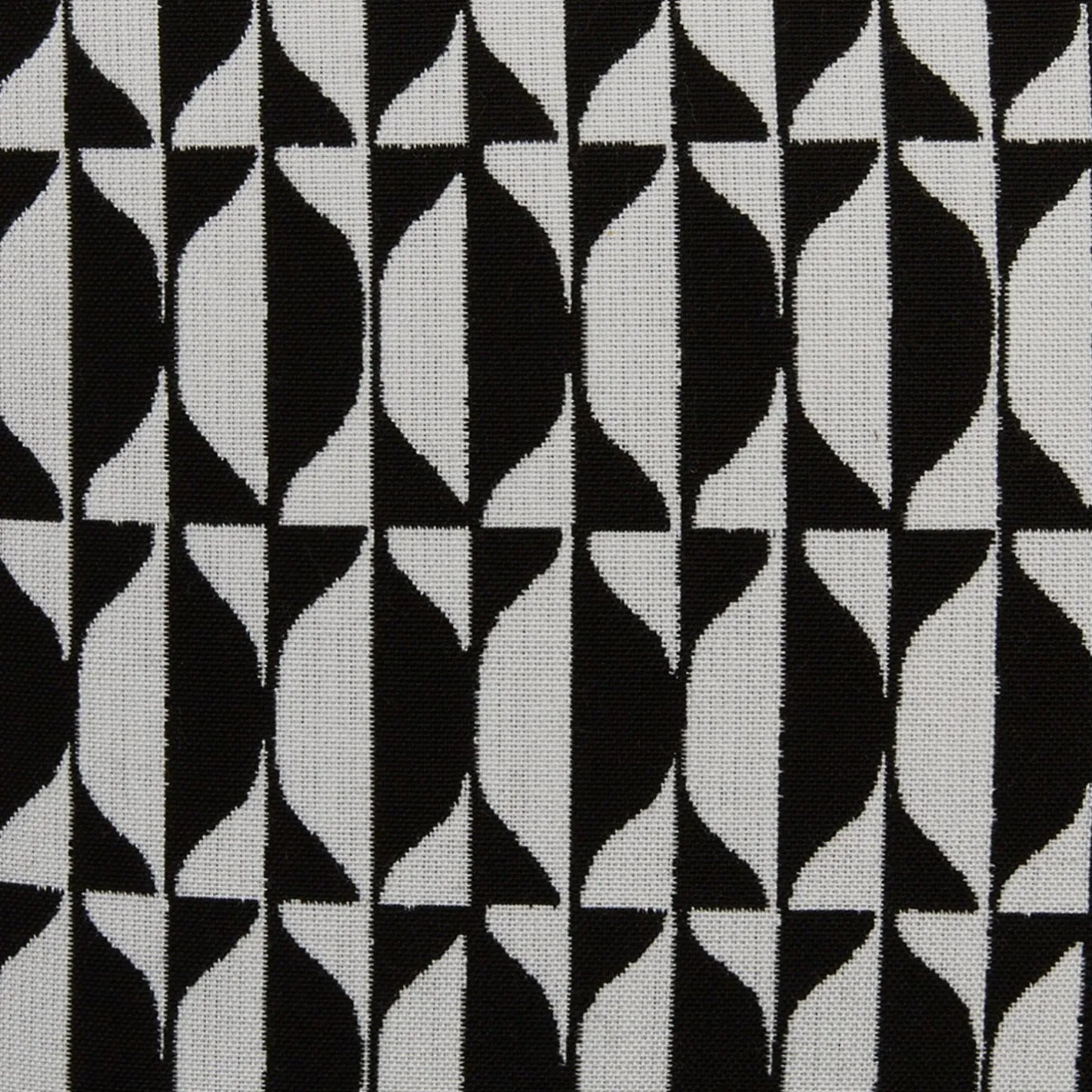 Fornasetti Cuscini^Cuscino Da Esterno Losanghe Bianco Nero