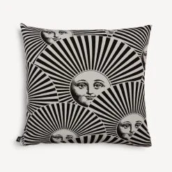 Fornasetti Cuscini^Cuscino Da Esterno Soli A Ventaglio Bianco Nero