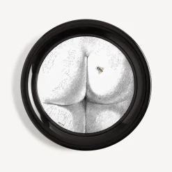 Fornasetti Vassoi E Pliants Decorativi^L'Ape Del Vassoio Sulla Mia Schiena Bianco Nero