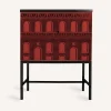 Fornasetti Armadietti^Madia Piccola Rialzata Facciata Quattrocentesca Rosso Nero
