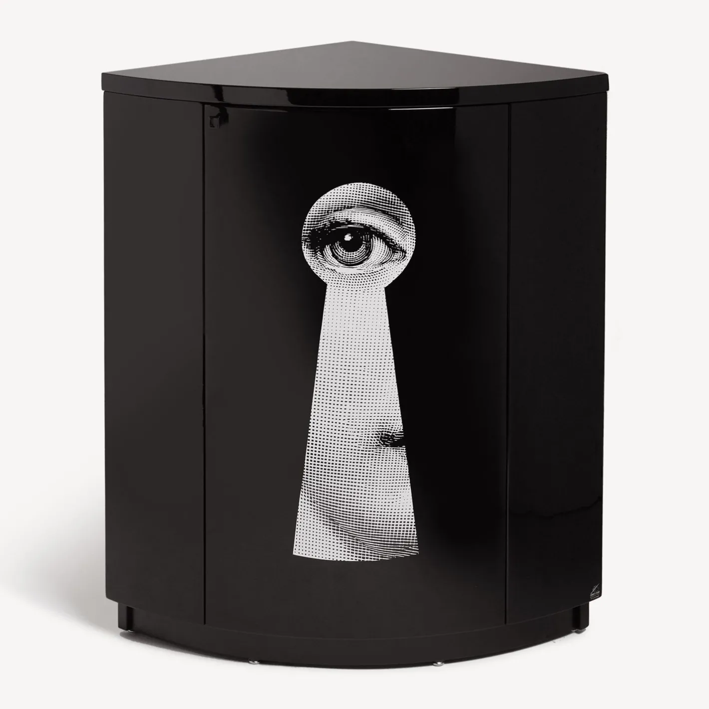 Fornasetti Armadietti^Mobile Ad Angolo Serratura Bianco Nero