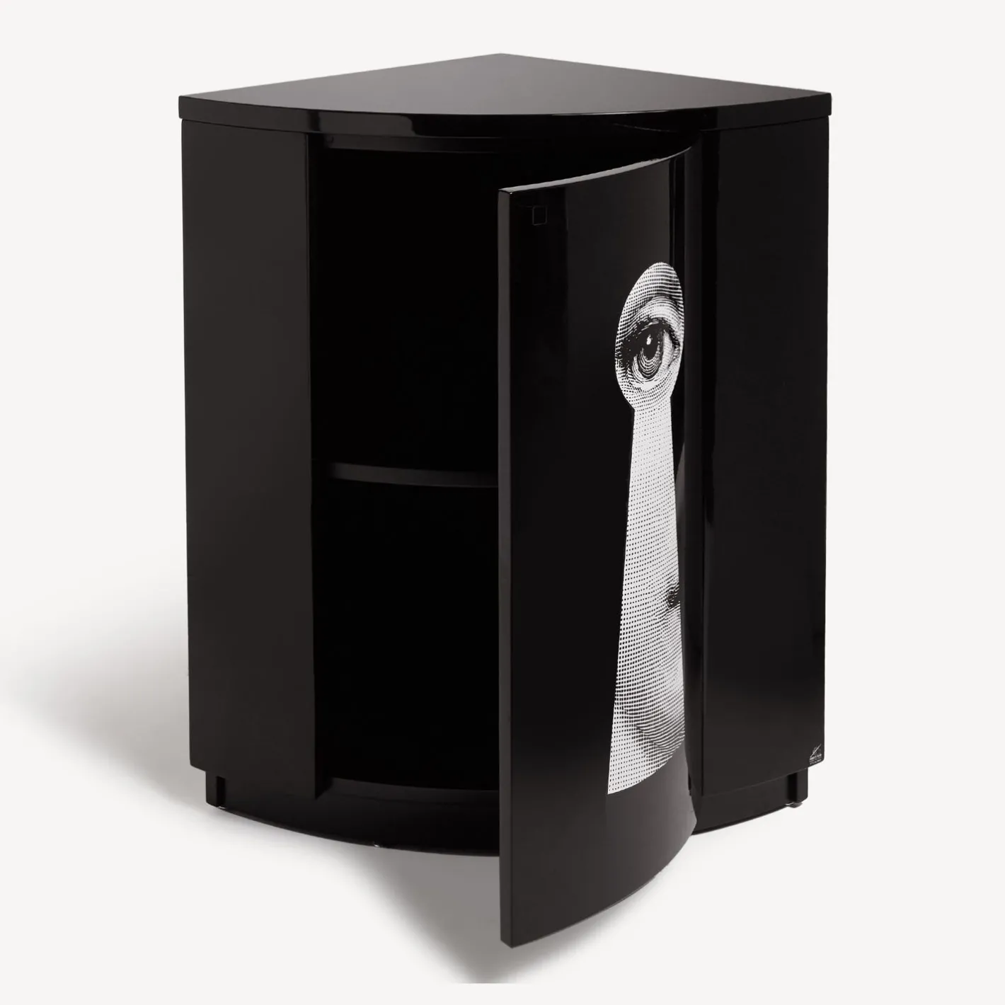 Fornasetti Armadietti^Mobile Ad Angolo Serratura Bianco Nero
