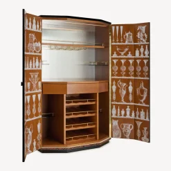 Fornasetti Armadi Curvi^Mobile Bar Curvo Poliedrico Vasi Multicolore