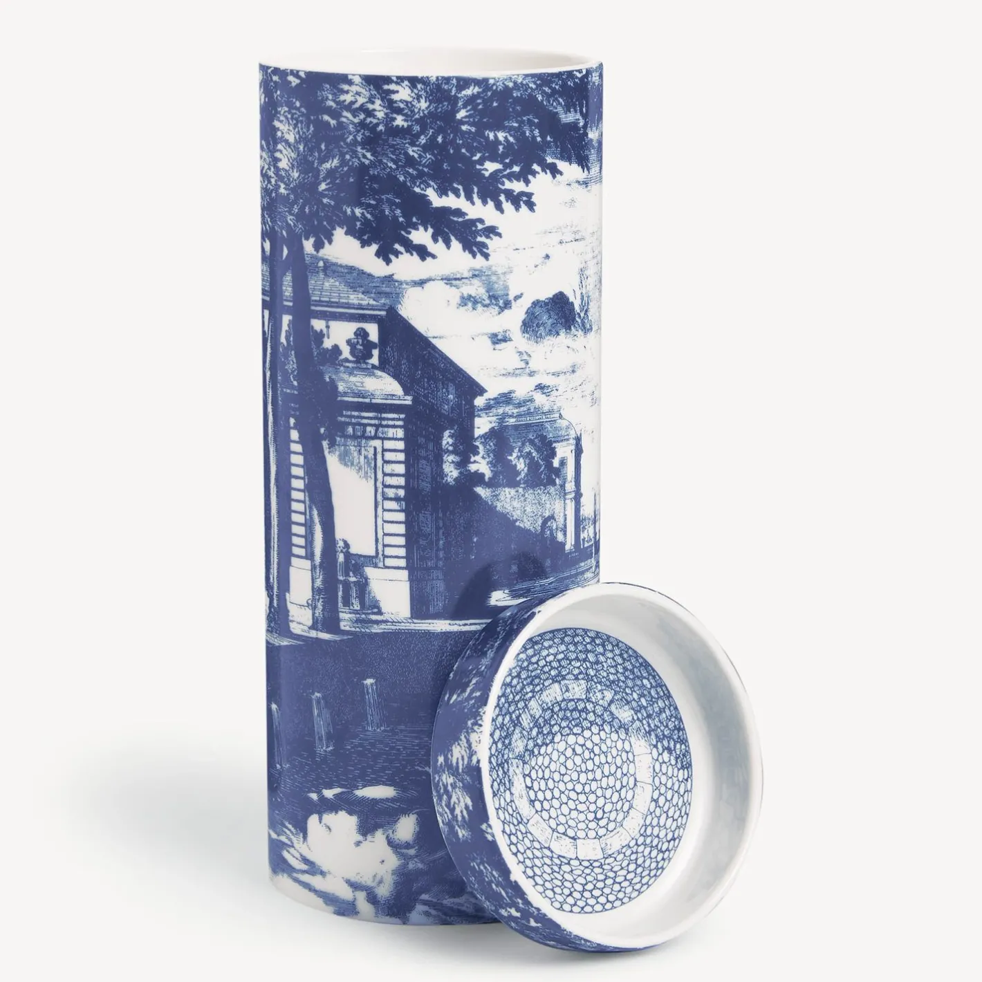 Fornasetti Candele Profumate^Nel Mentre Set Di Tre Candele Profumate - Decoro Giardino Settecentesco - Fragranza Giardino Segreto Blu Bianco