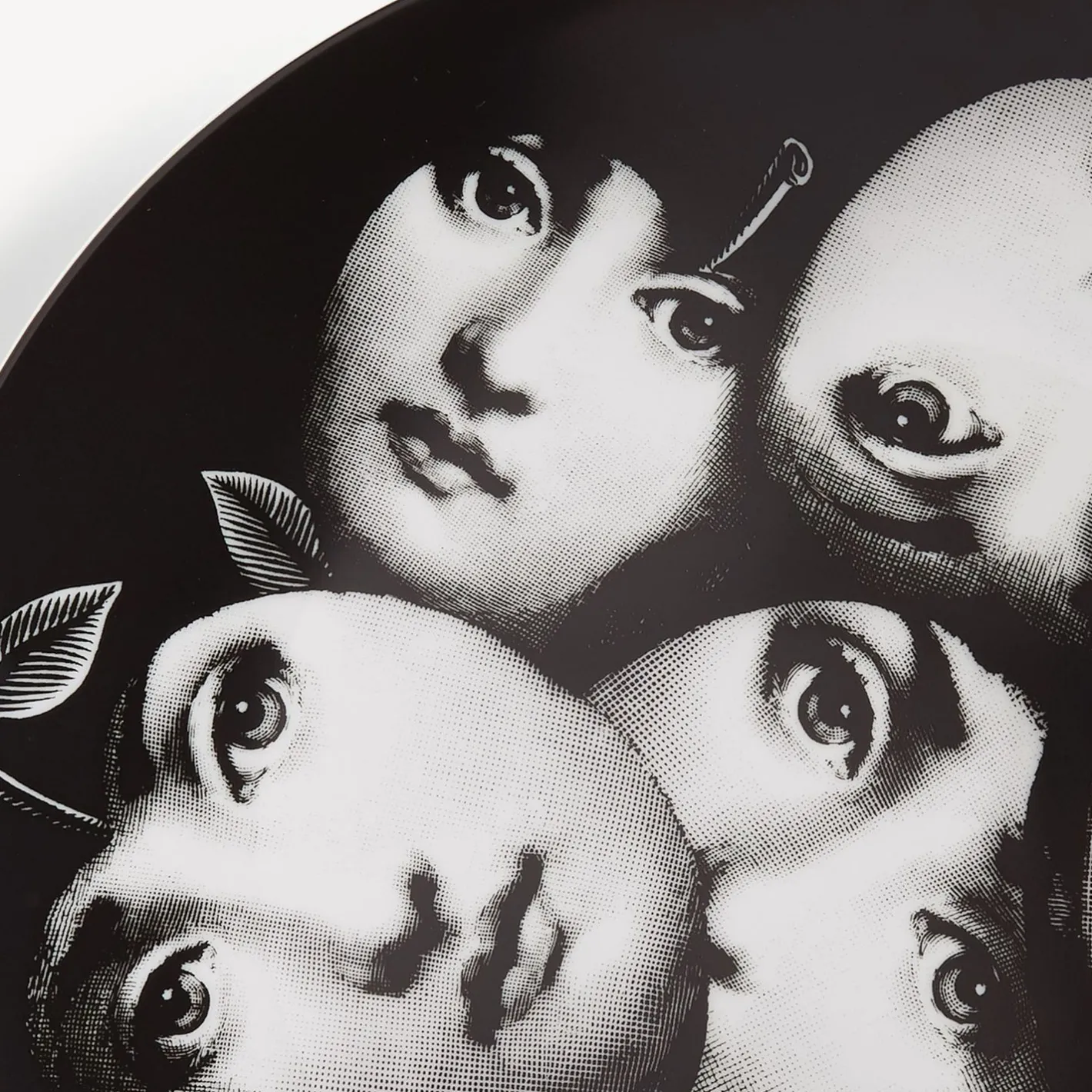 Fornasetti Frutta^Piatto Da Muro Tema E Variazioni N.104 Bianco/Nero/Oro