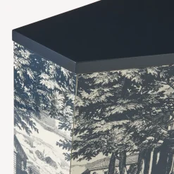 Fornasetti Armadietti^Piccolo Mobiletto Poliedrico Giardino Settecentesco Blu/Avorio