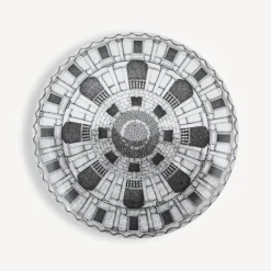 Fornasetti Piatti Decorativi^Set 6 Piatti Cortili Bianco Nero