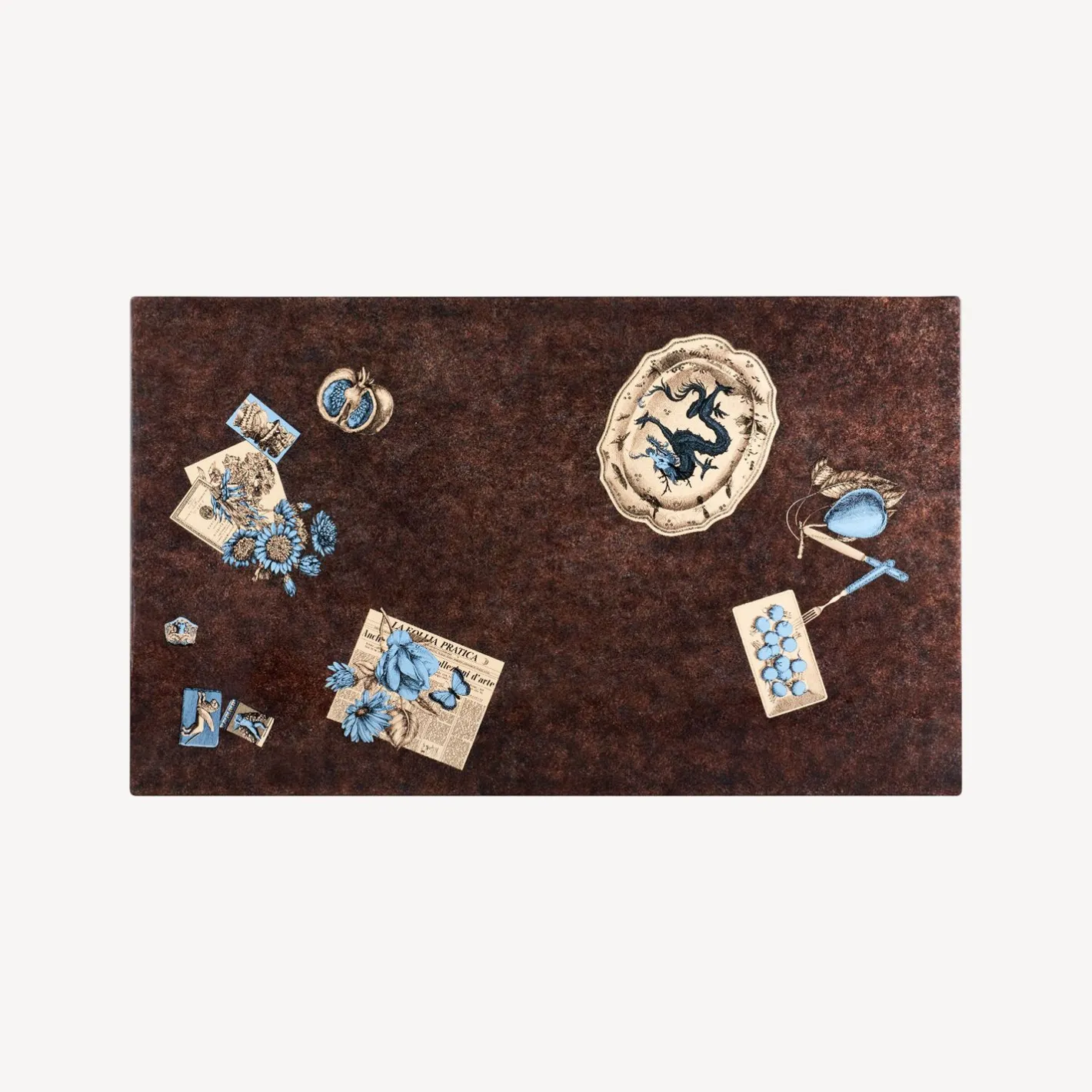 Fornasetti Tabelle^Tavolo Rettangolare Oggetti Sparsi Multicolore