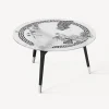 Fornasetti Tabelle^Tavolo Rotondo Oggetti Sparsi Bianco
